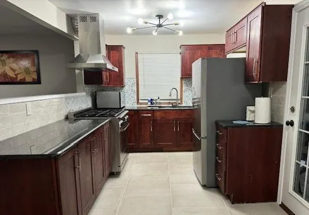 Sunnyside Rental-entire Vacation 3 Bedroom 2 Bathrooms 1 Kitchen Hébergement de vacances McHenry